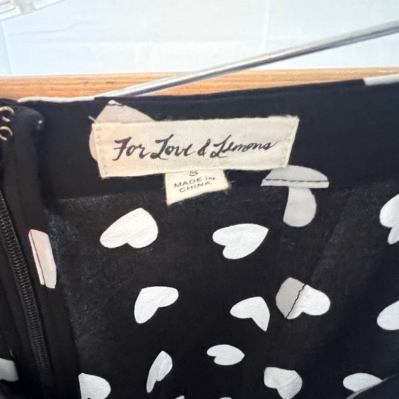 For Love & Lemons BRIGITTE SKORT (S) with black and white hearts - Picture 10 of 10